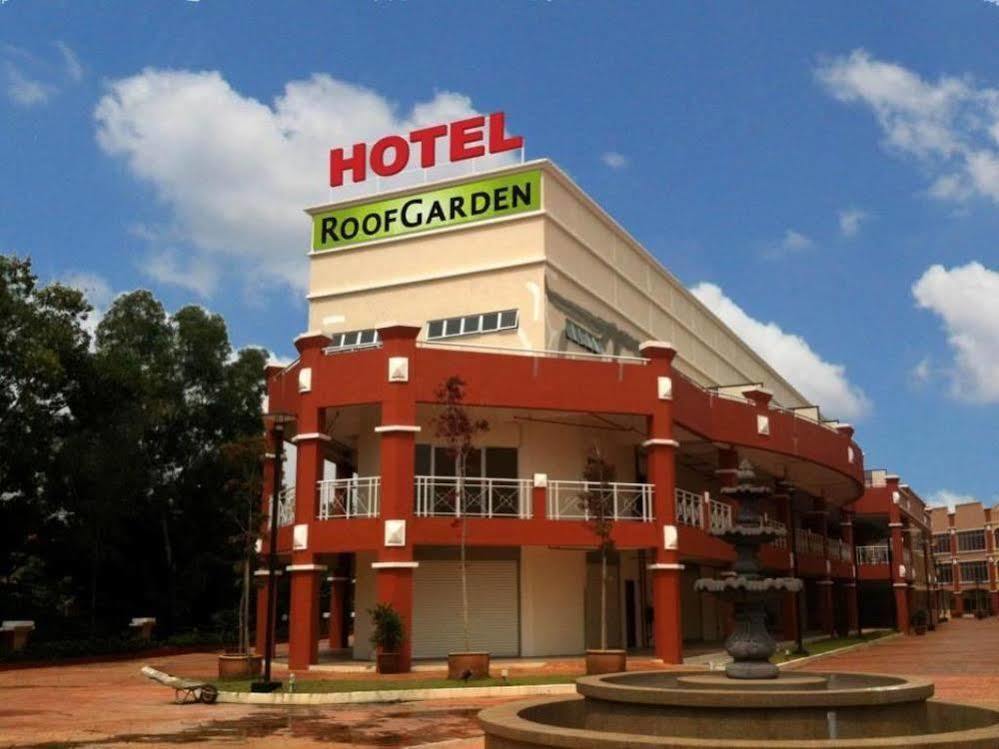 Roof Garden Hotel Shah Alam Eksteriør billede
